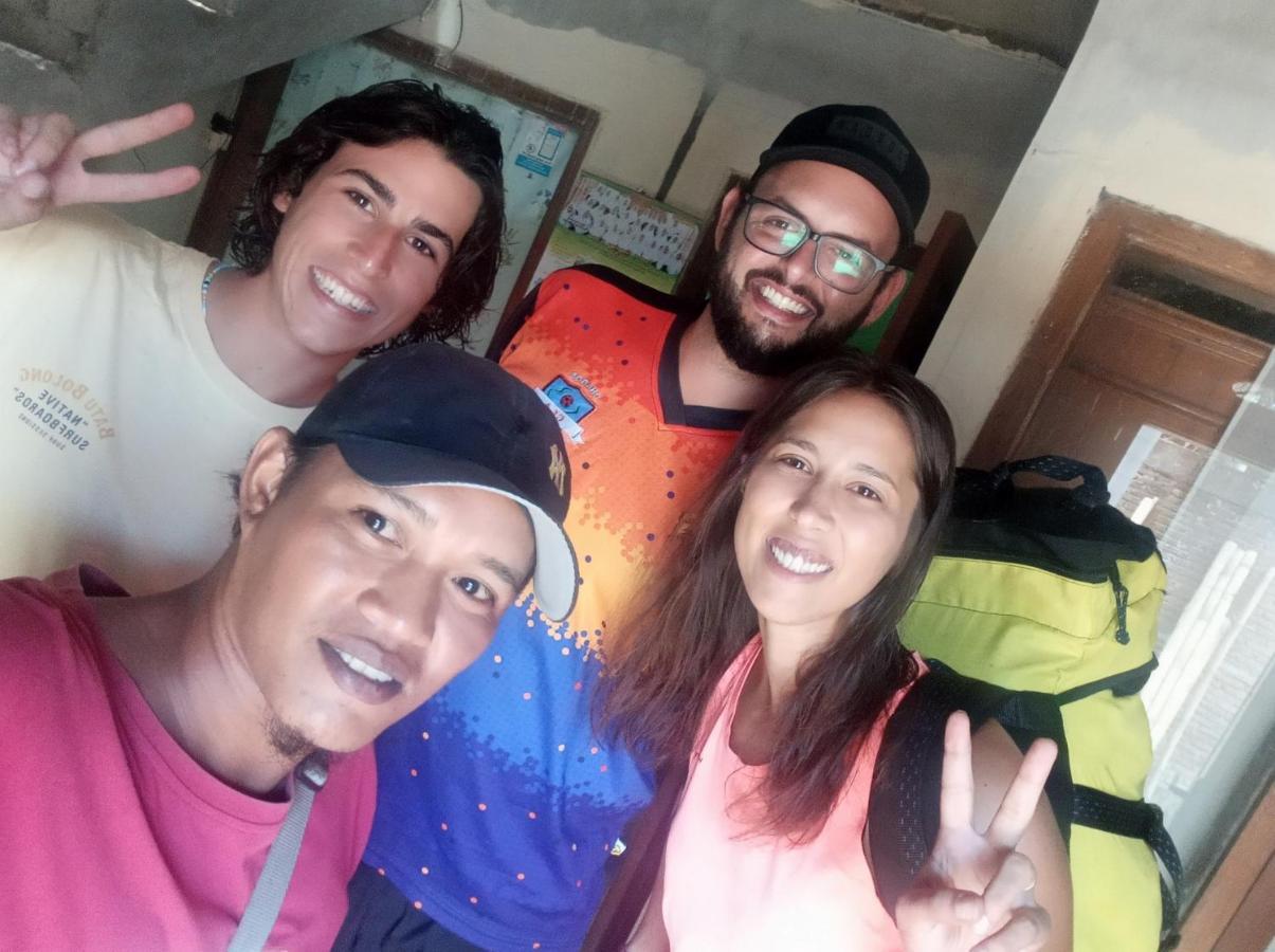 Javalindra Homestay Tour And Travel バニュワンギ エクステリア 写真