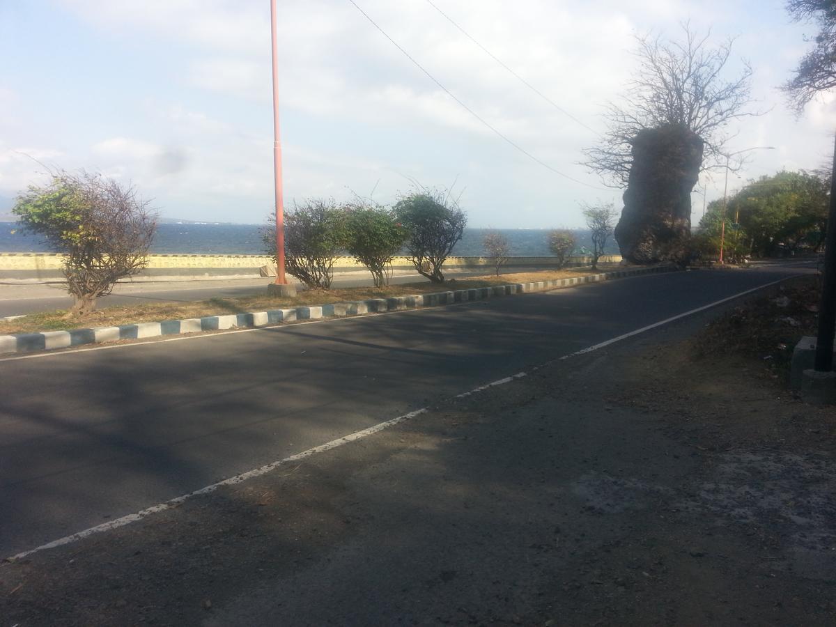 Javalindra Homestay Tour And Travel バニュワンギ エクステリア 写真