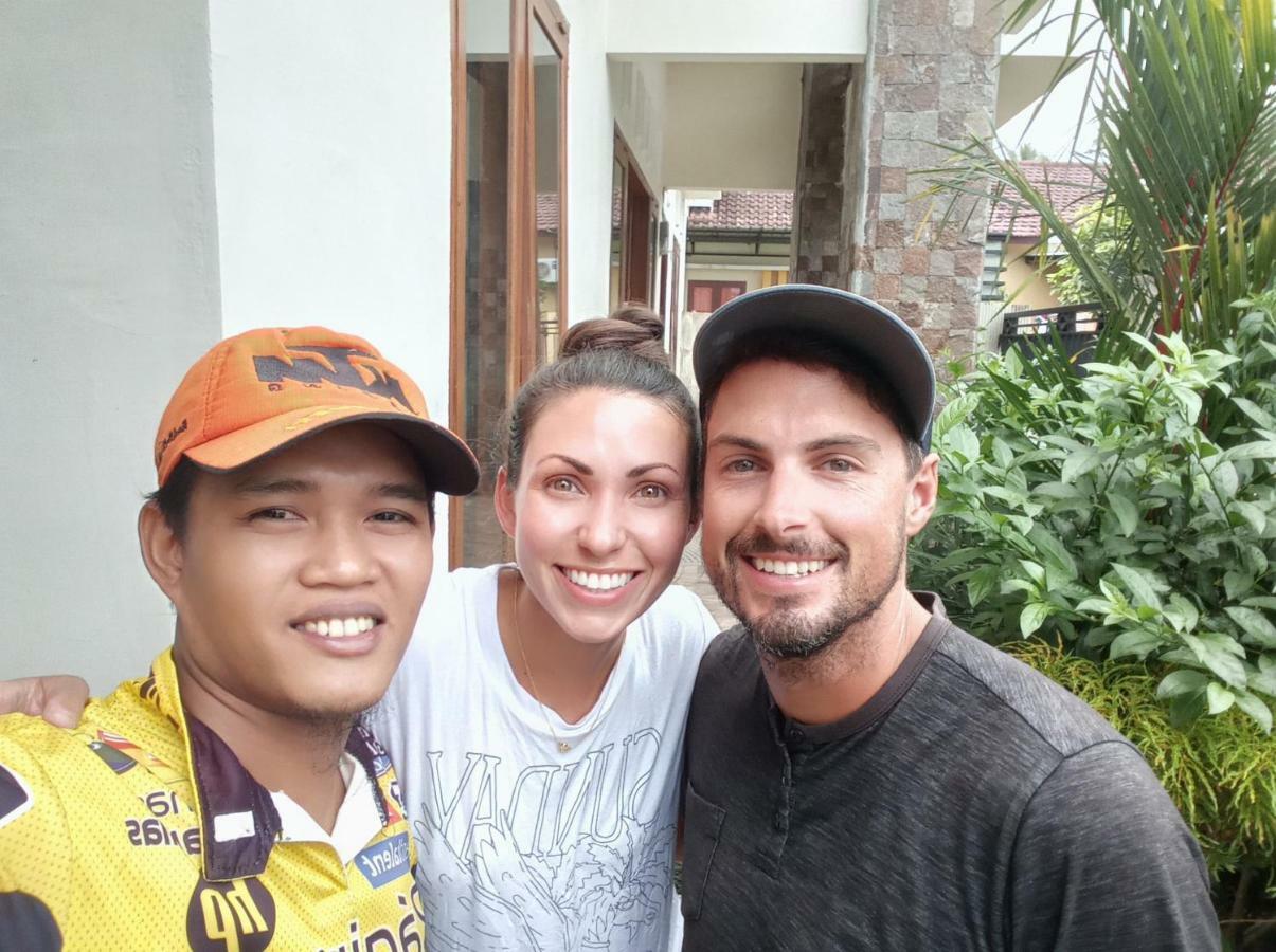 Javalindra Homestay Tour And Travel バニュワンギ エクステリア 写真